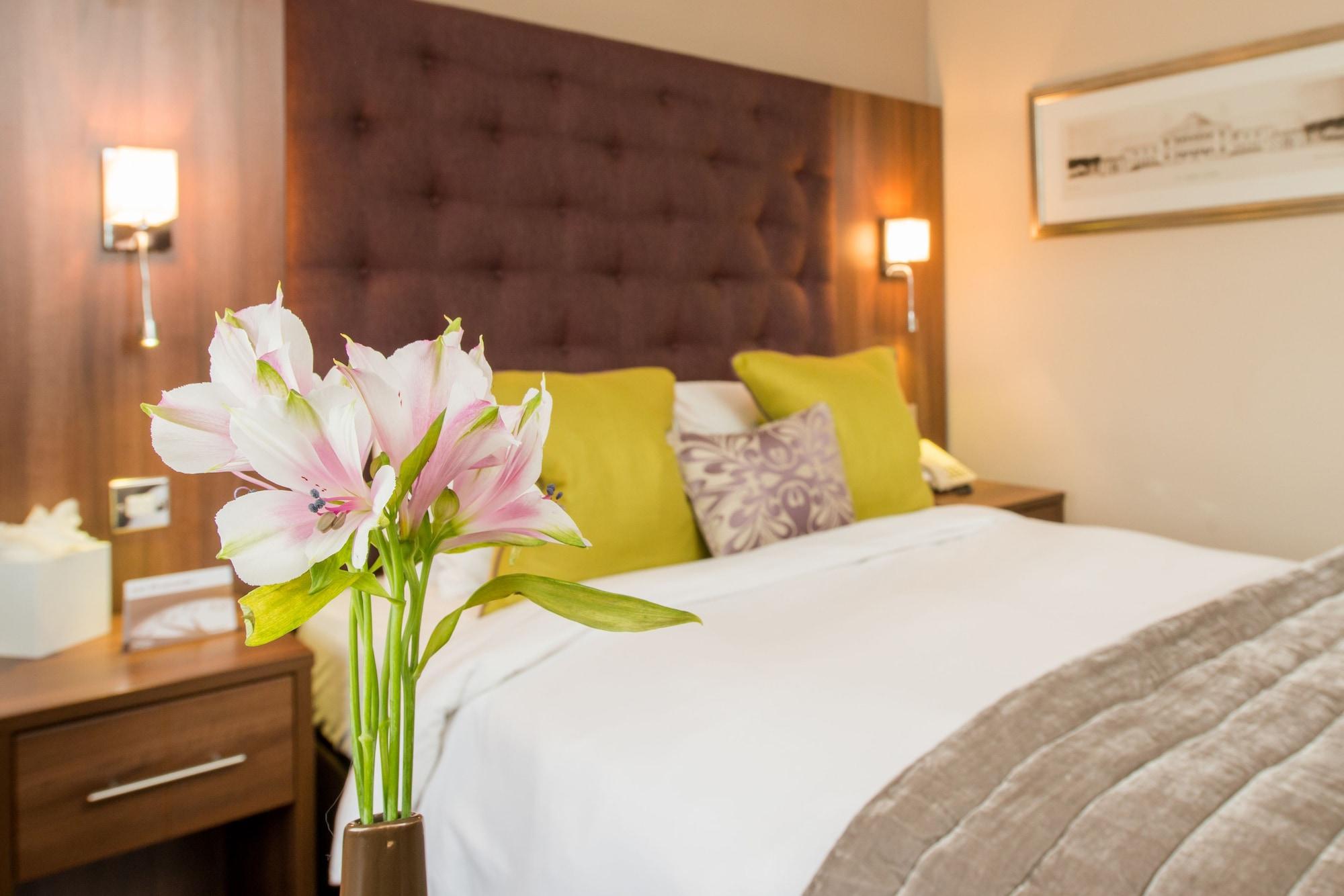 Beeches & Hotel